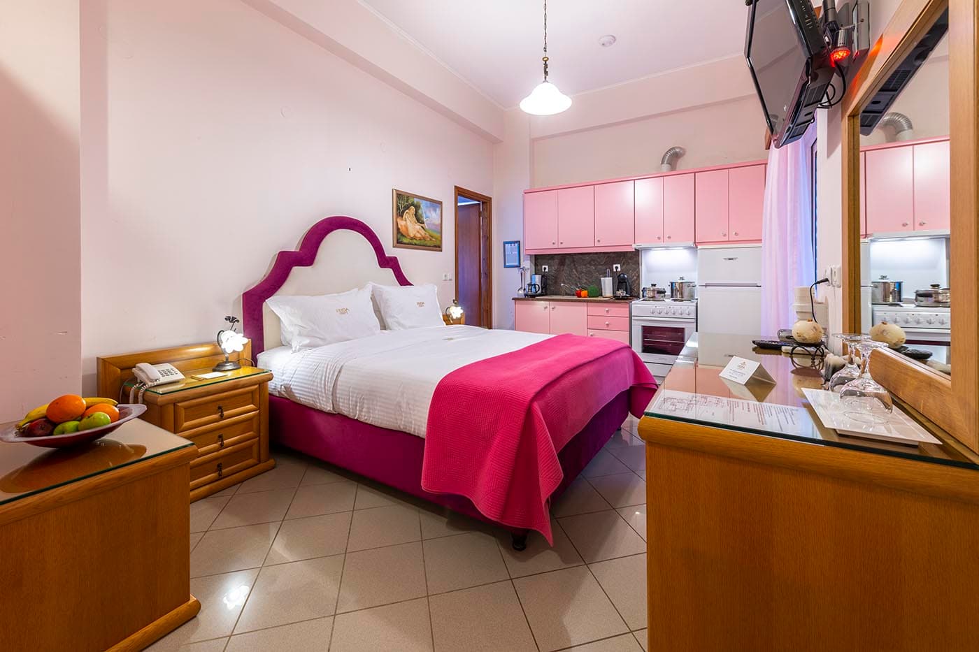IRIDA RESORT SUITES